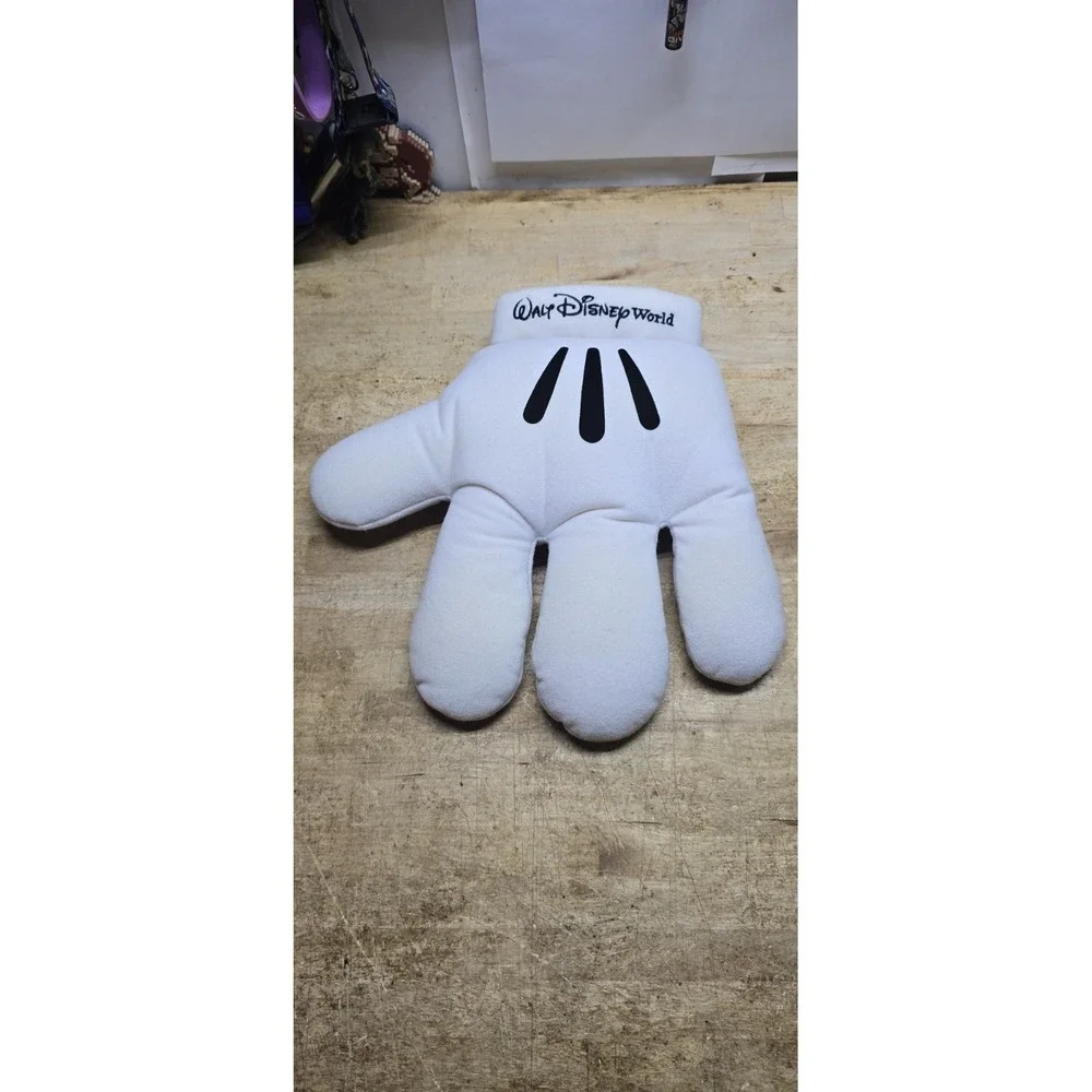 Disney World Mickey Mouse White Plush Glove Hand